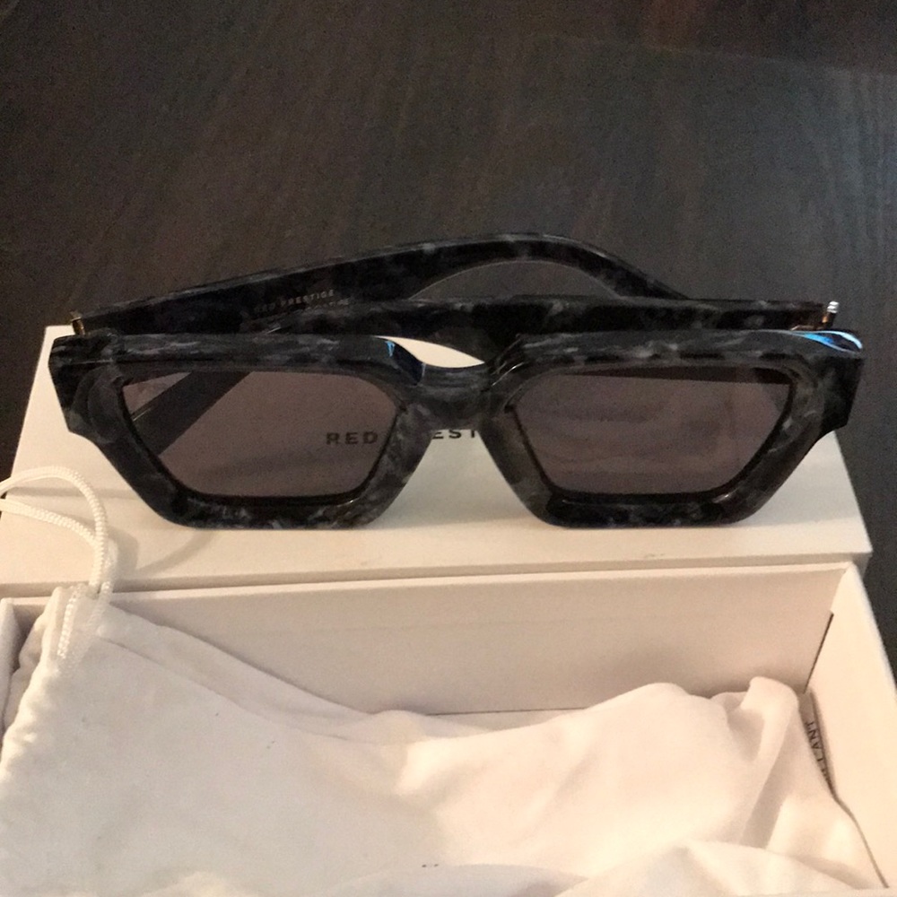 Red Prestige granite Sunglasses